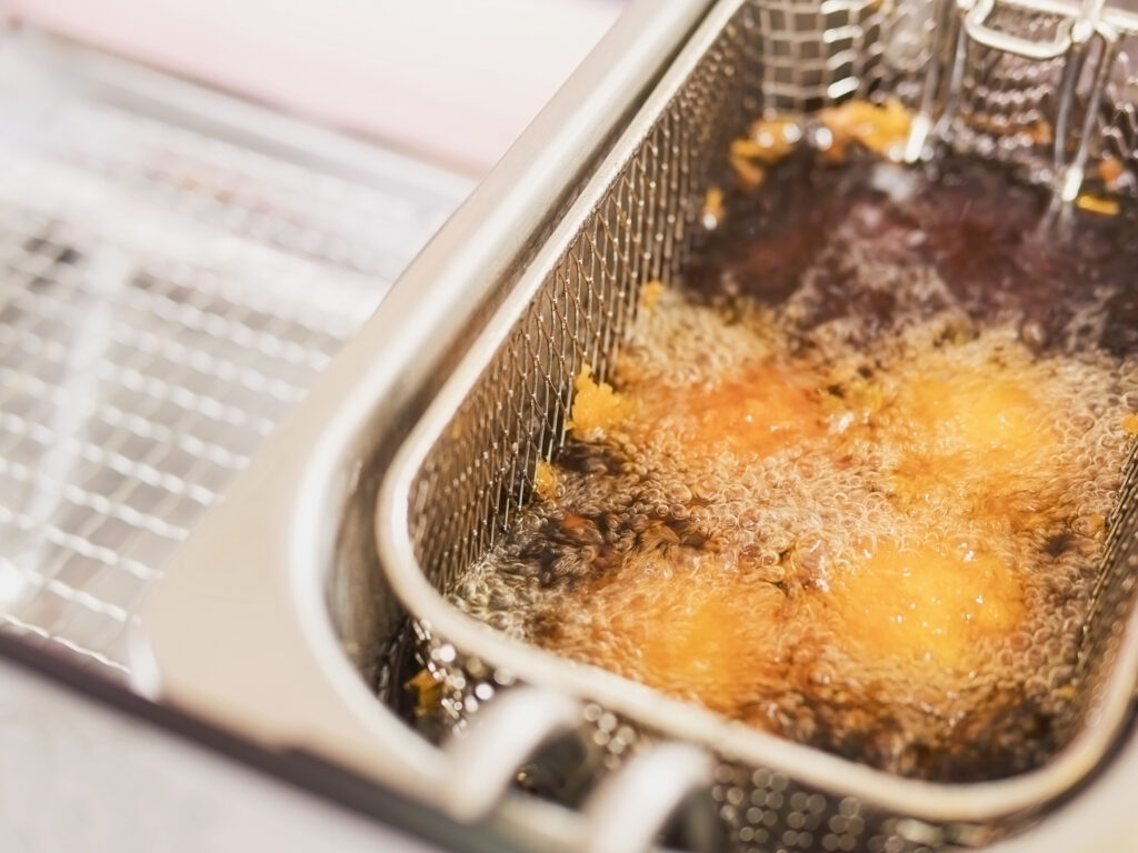 Frying cheese ball