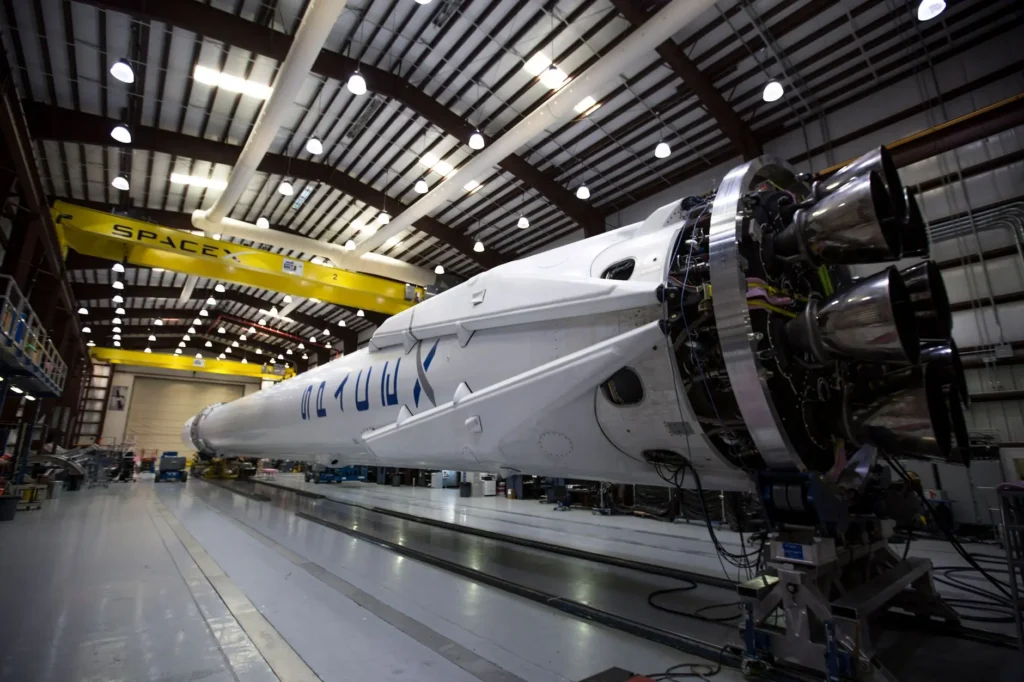 SpaceX盤前續漲市值挑戰全球第五大企業