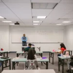 分科測驗首日傳手機拍題與AI眼鏡違規