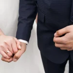 婚前抓包劈腿能不能求償？律師提醒：婚約破局「這些證據」先留好