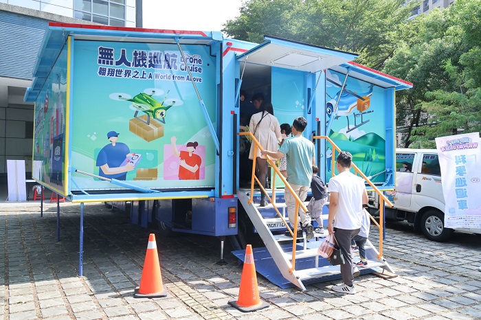 科普博覽會無人機巡迴車。（新竹縣政府提供）