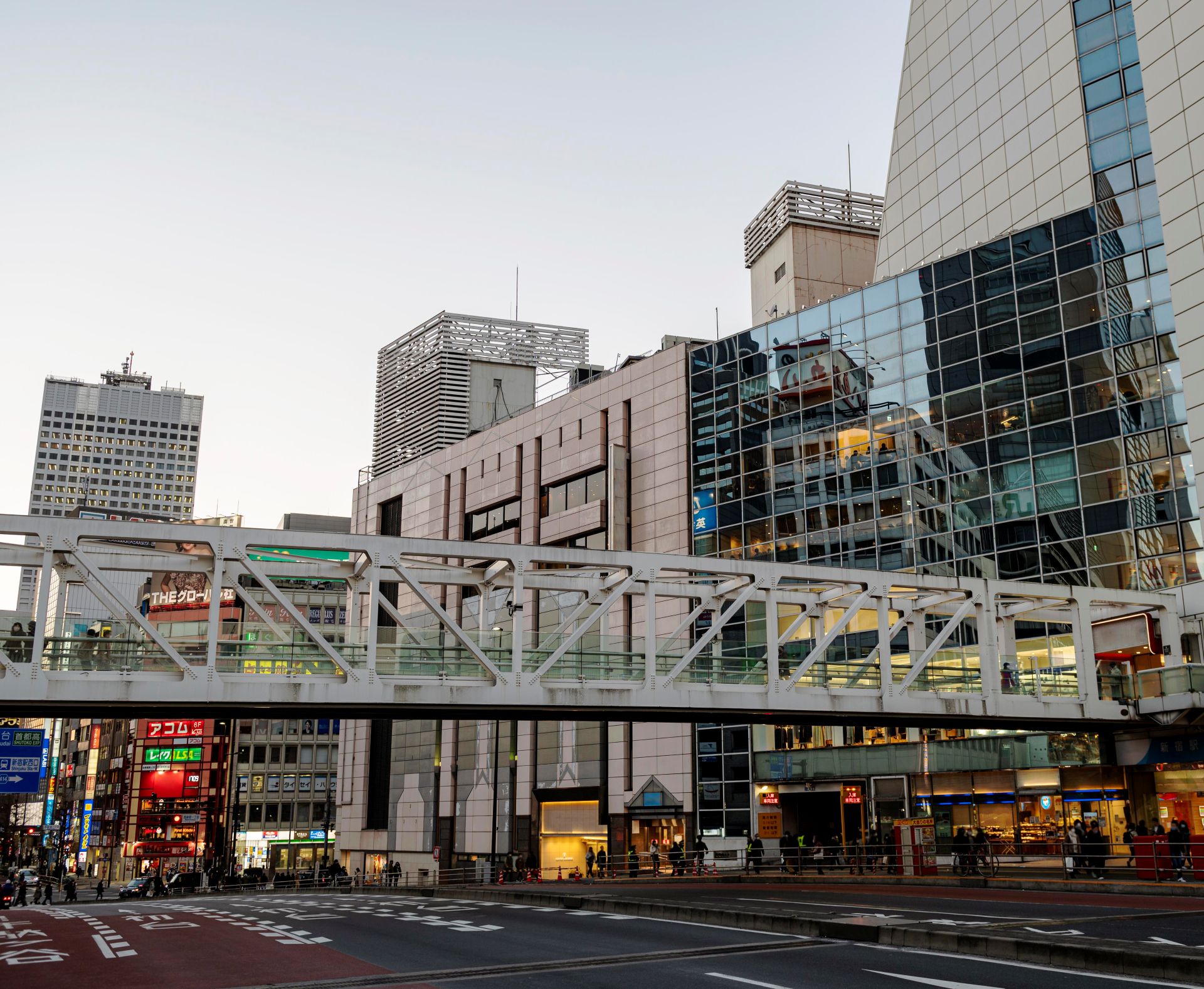 日本阪急百貨爆個資外洩！3大平台遭駭客入侵 126萬筆會員資料受影響